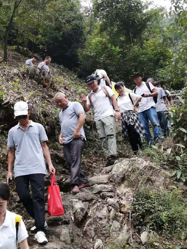 東南木業(yè)，萬家黑洞瀑布群之行